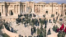 الجيش السوري ينظم جولة للإعلاميين في مدينة تدمر الأثرية