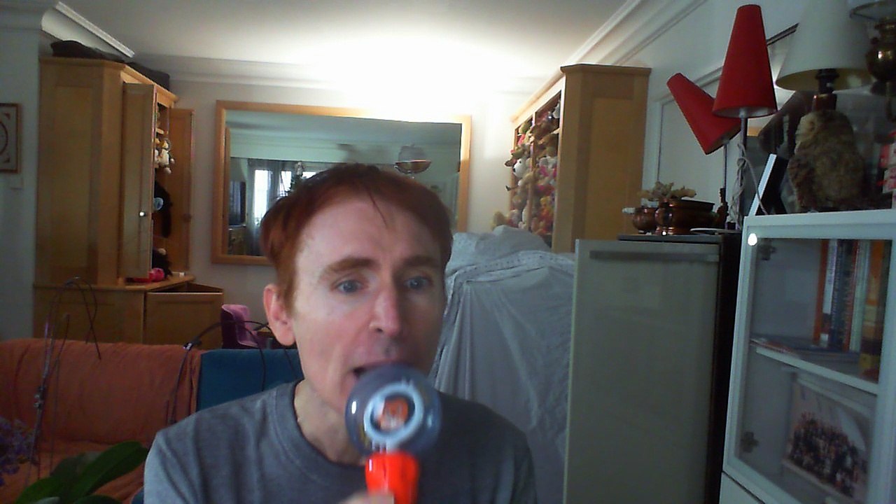 Wiwi égratigne "pull up" de Wiz Khalifa & Lil Uzi Vert