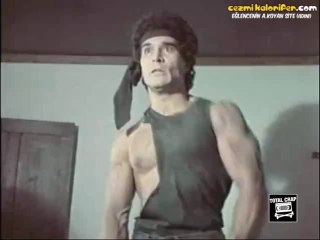 Yabancı Ramboya On Basan Yerli Rambo ve Anlamsız İngilizce Dublajı