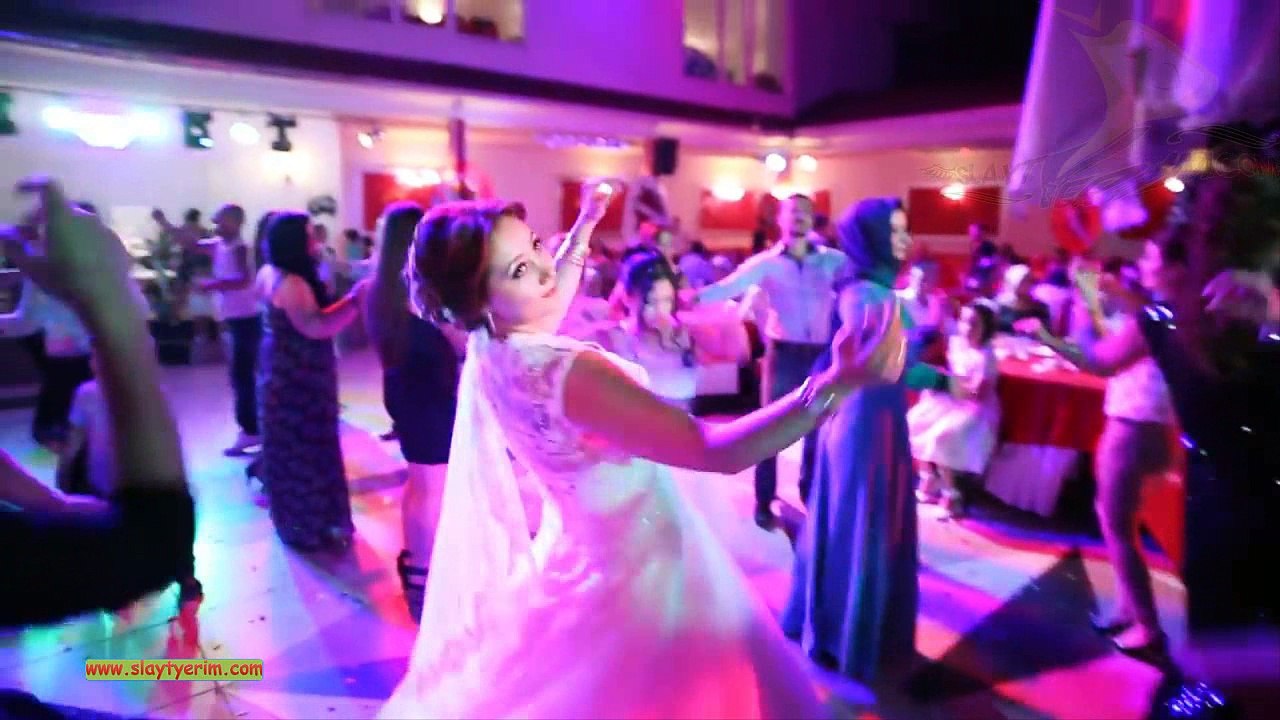 Tokat sarması oyun havası ile muhteşem düğün