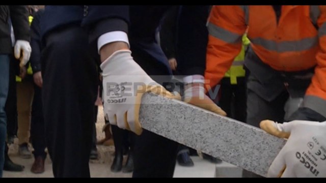 Report TV - Bulevardi i ri i Tiranës, Rama e Veliaj vendosin pllakën e parë
