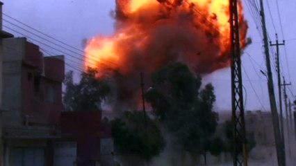 Carbomb explodes in Mosul as Iraqi forces advance