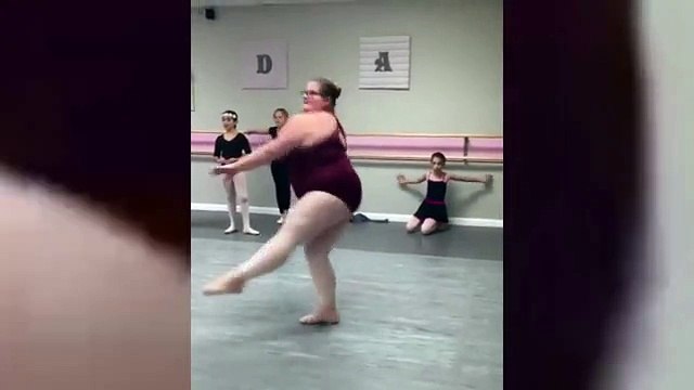 A dancer 15 years challenge prejudices. What he does will surprise