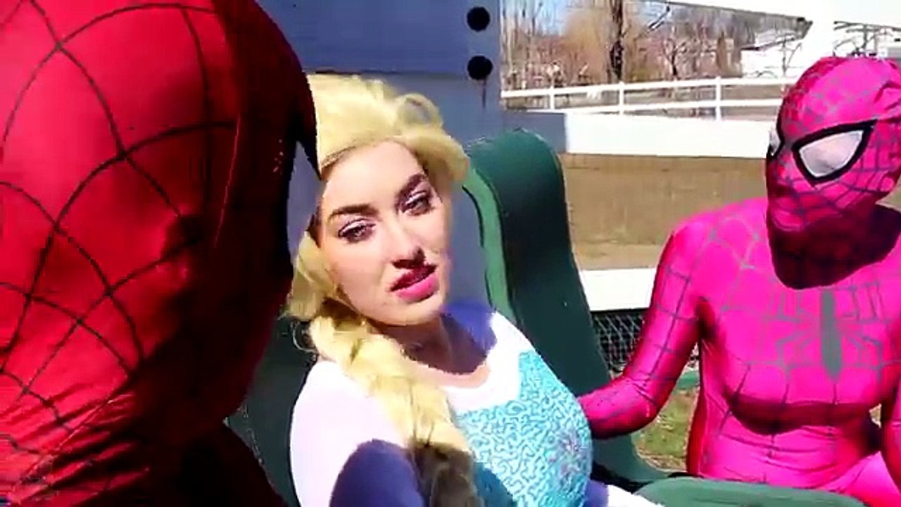 Frozen Elsa vs Spell! w/ Spiderman, Pink Spider...