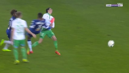 Nicolas Saint-Ruf Gets Red Card For Knocking Out Vincent Pajot!