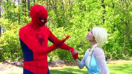 Frozen Elsa vs Vampire w/ Spiderman, Ariel the little mermaid, snow white, catwoman, joker