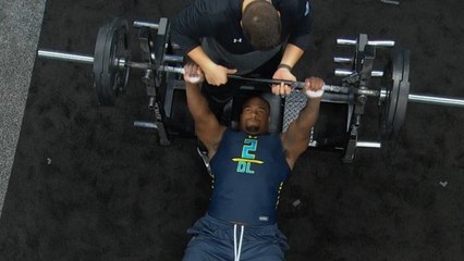 Jonathan Allen puts up 21 reps on the bench press