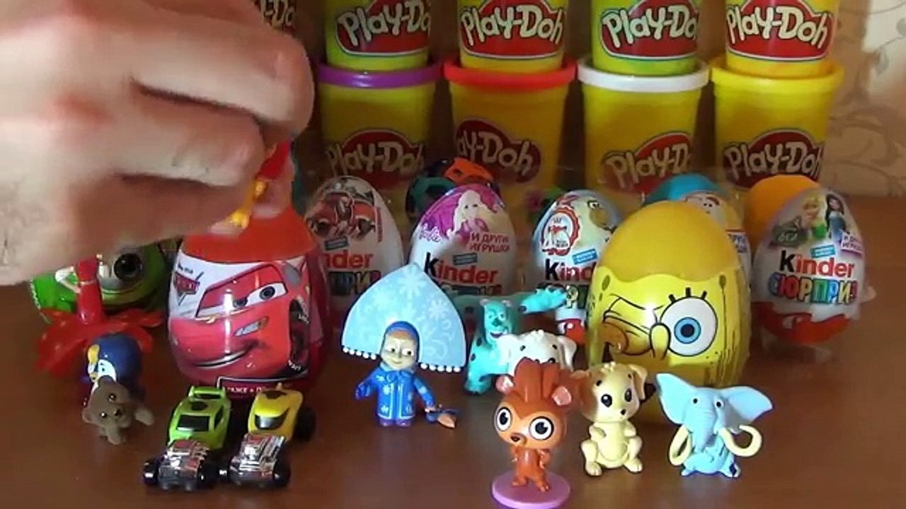 Surprise eggs disney collector