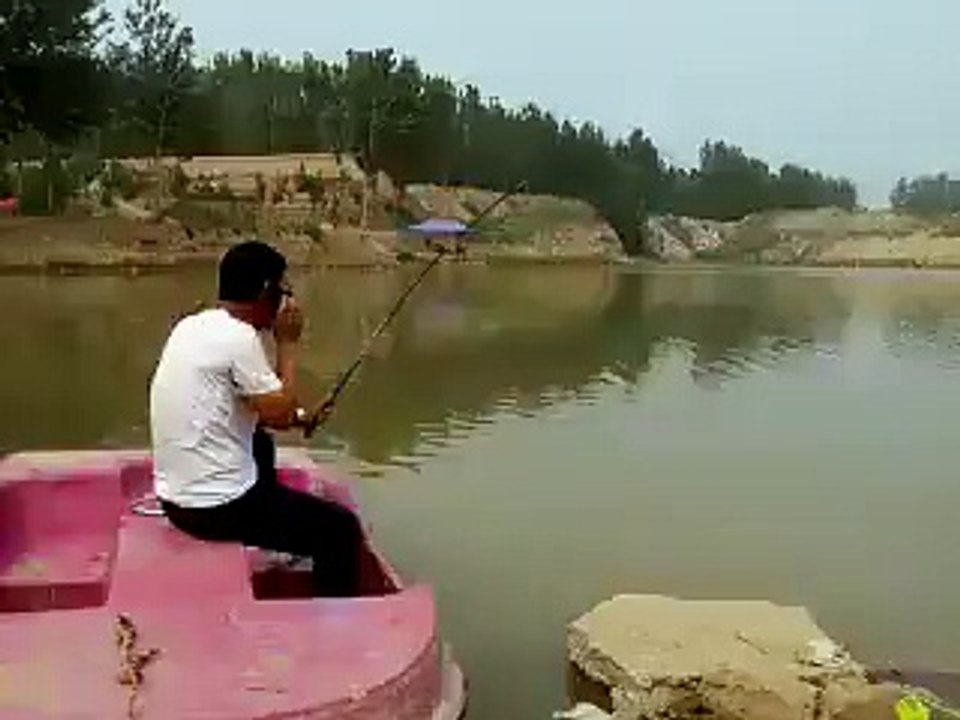 Amazing Fishing Fails In The World 15