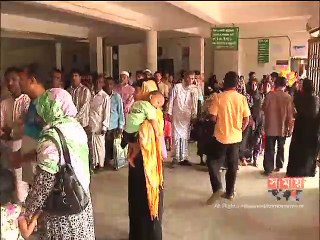 চার ইন্টার্ন চিকিৎসককে শাস্তি দ্বিতীয় দিনের মতো কর্মবিরতি পালন ইন্টার্ন চিকিৎসকরা