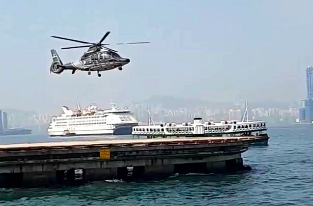 Helicopter Filmed at 25 FPS Looks Super Awesome