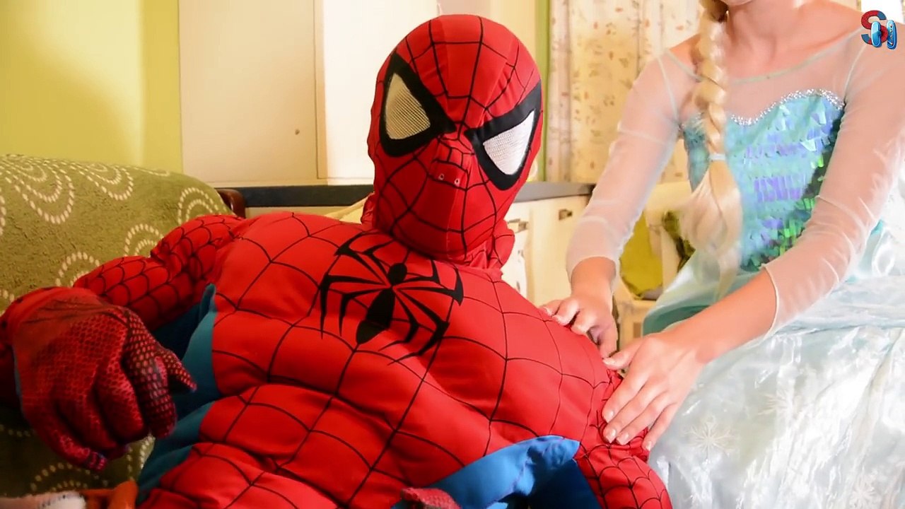 Double Pregnant FROZEN ELSA vs DOCTOR! w/ Spiderman vs Joker Maleficent Hulk Baby - Superh