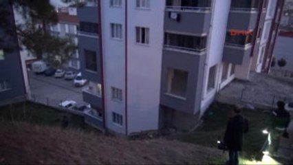 Karabük 5 Gün Önce Evlendiği Eşiyle Tartışan Kadın 4'üncü Kattan Atladı