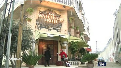 Cisjordanie : Le mystérieux artiste Banksy ouvre l'hôtel "Walled-off"