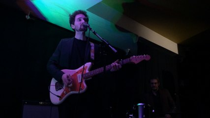 L'artiste Laish a joué Au hasard des rues