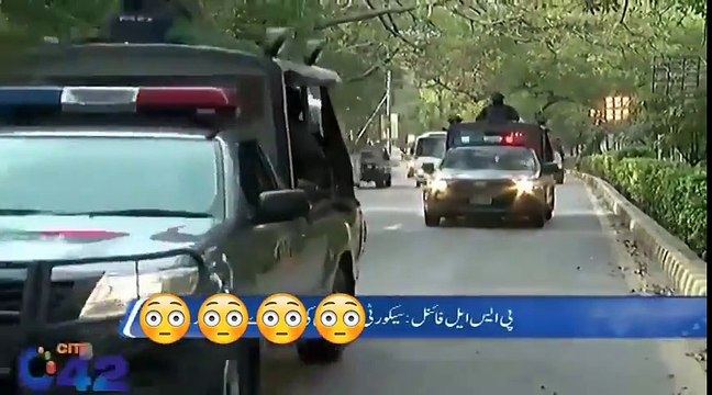 Peshawar Zalmi & Quetta Gladiators on their way to Qaddafi Stadium for practice Next Level Security