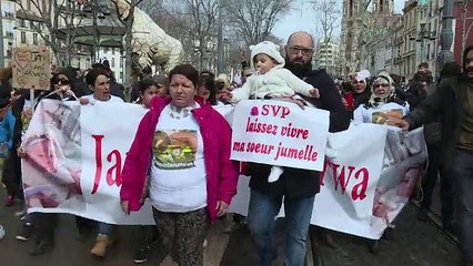 Marseille : manifestation de soutien aux proches de Marwa