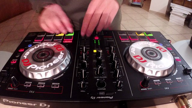 Pioneer DDJ SB2 & Rekordbox DJ - Luca Paoletti