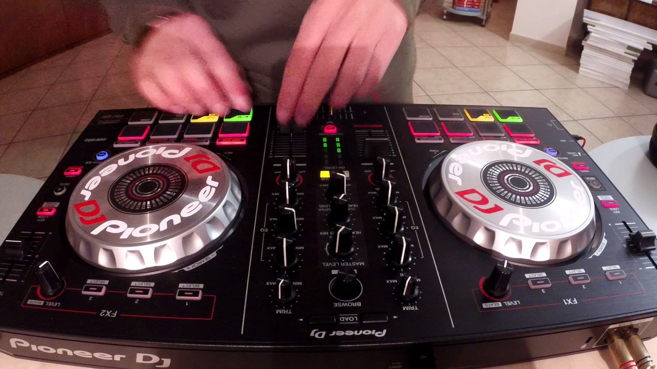 Pioneer DDJ SB2 & Rekordbox DJ - Luca Paoletti