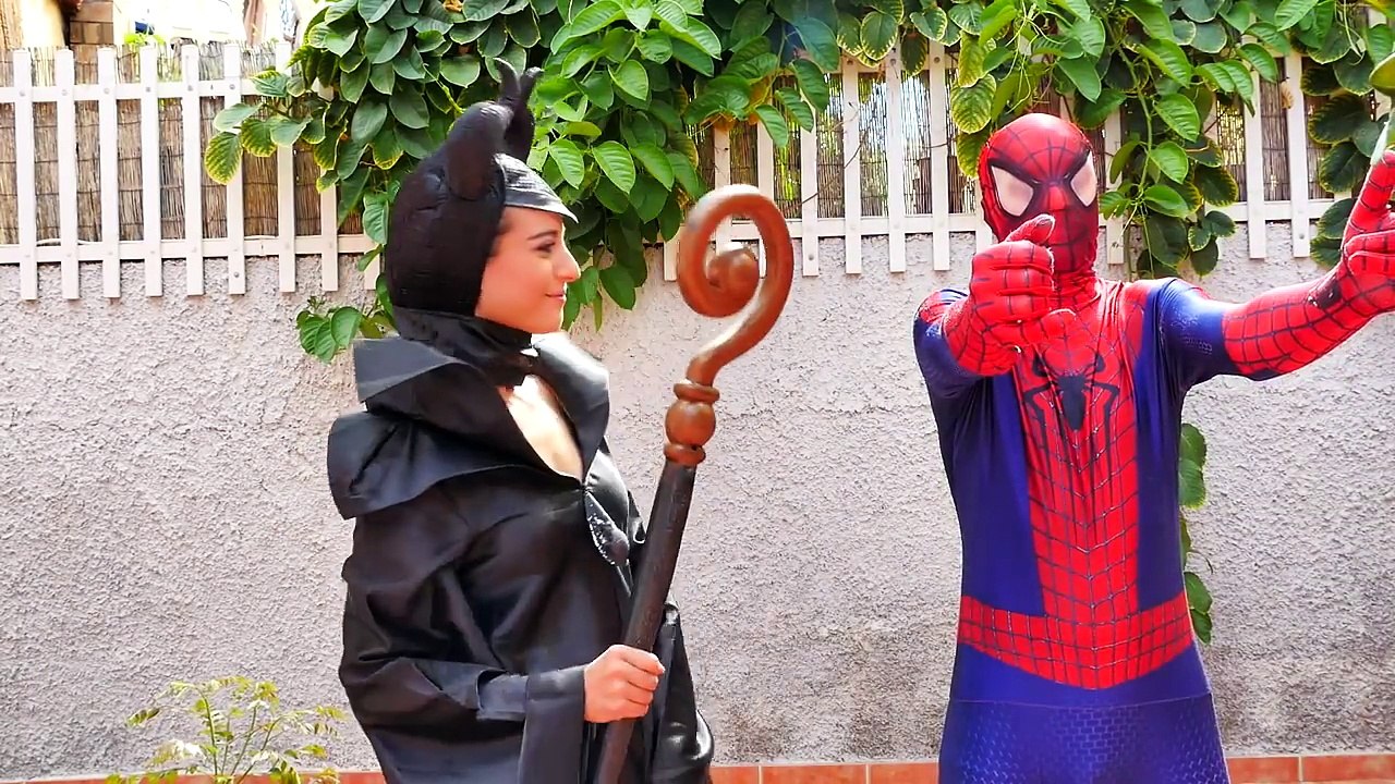 Frozen Elsa, Spiderman, Snow white vs Evil Crown Evil Elsa: Funny Superhero video in real