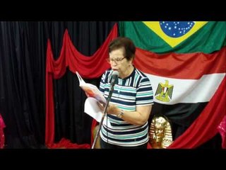 #34 Isabel Sousa declamando seu poema no Café com Poesia  em 17-12-2016