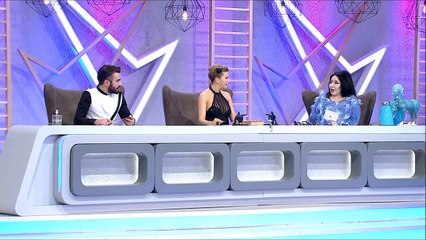 Nurella'ya Sürpriz Şarkı: Acayip Hayvanlara Benziyirsen