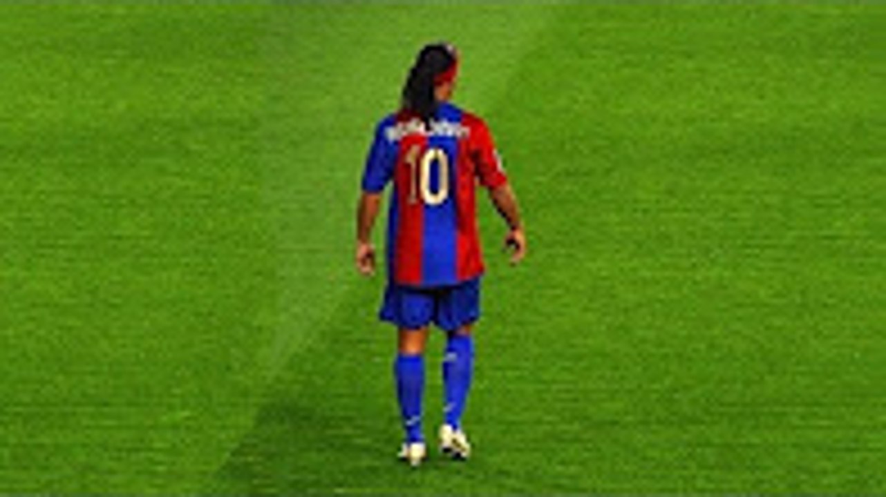 Ronaldinho Gaucho ● Moments Impossible To Forget ● Skills & Goals - Ronaldinho Best Goals