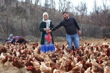 Atanamayan Eşine Destek Olmak Istedi: Tavuk Çiftliği Kurdu