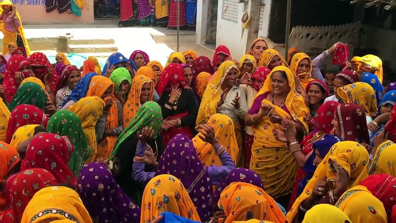 rajasthani meena geet by ladies and dance