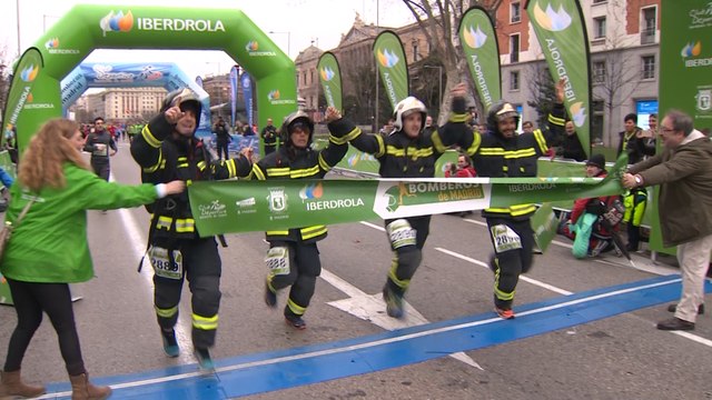 Homenajean a los bomberos caídos con una carrera