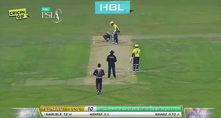 Peshawar Zalmi vs Quetta Gladiators 10.1 OUT Mohammad Nawaz to Marlon Samuels PSL Final