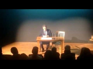 Zapatero hace el ridículo hablando en inglés en Oxford