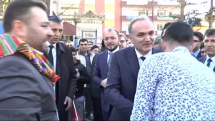 Bakan Faruk Özlü: "Türkiye'deki Muhalefet Her Şeye Hayır Diyor"