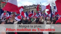 Malgré la pluie, Fillon mobilise au Trocadéro