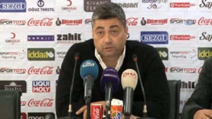 Şahin: "Bana Saygı Duymaya Bilirsiniz Ama Lütfen Oyuncularıma Saygı Duyulsun"