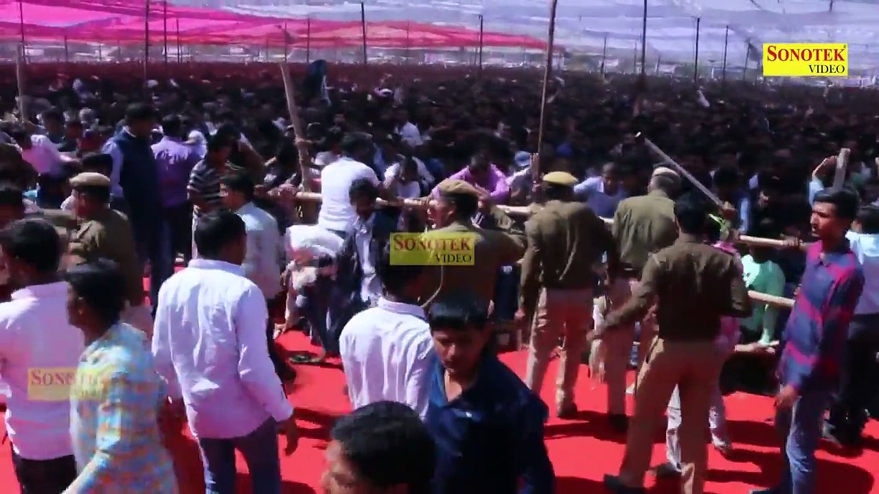 सपना के डांस मे जमकर चले लट्ठ I पुलिस वाले हुए बेहाल _ Sapna Haryanvi Dance Video