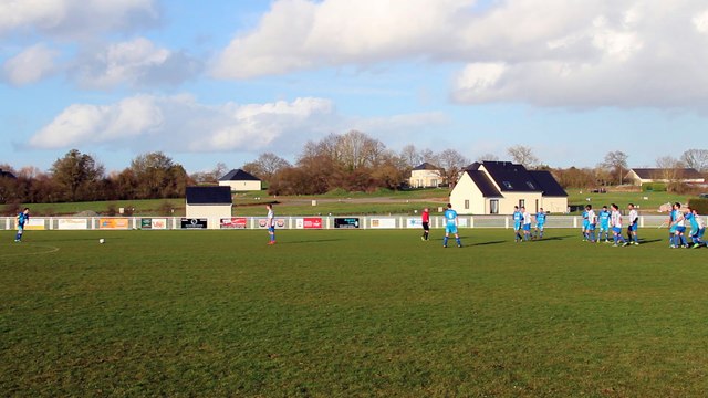 05/03/2017 : Séniors A VS Mayenne Stade FC 3. But de Maxime.