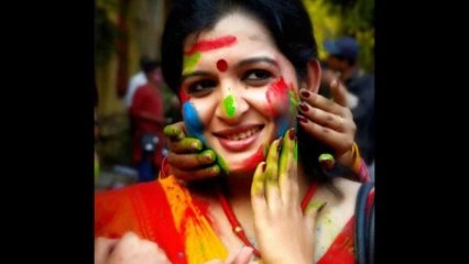 Holi 2017 breaking news motivational Indian short films |"How Old Are You " Malayalam movie trailer 2017
