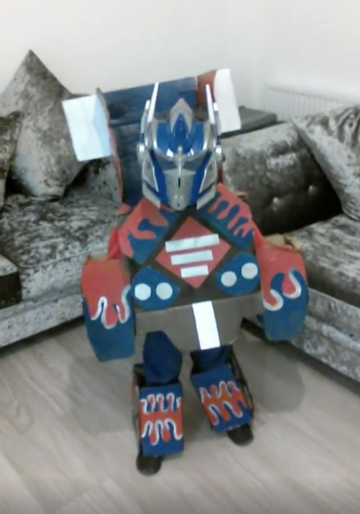 Dad Makes Amazing Handmade Optimus Prime Costume for His Son