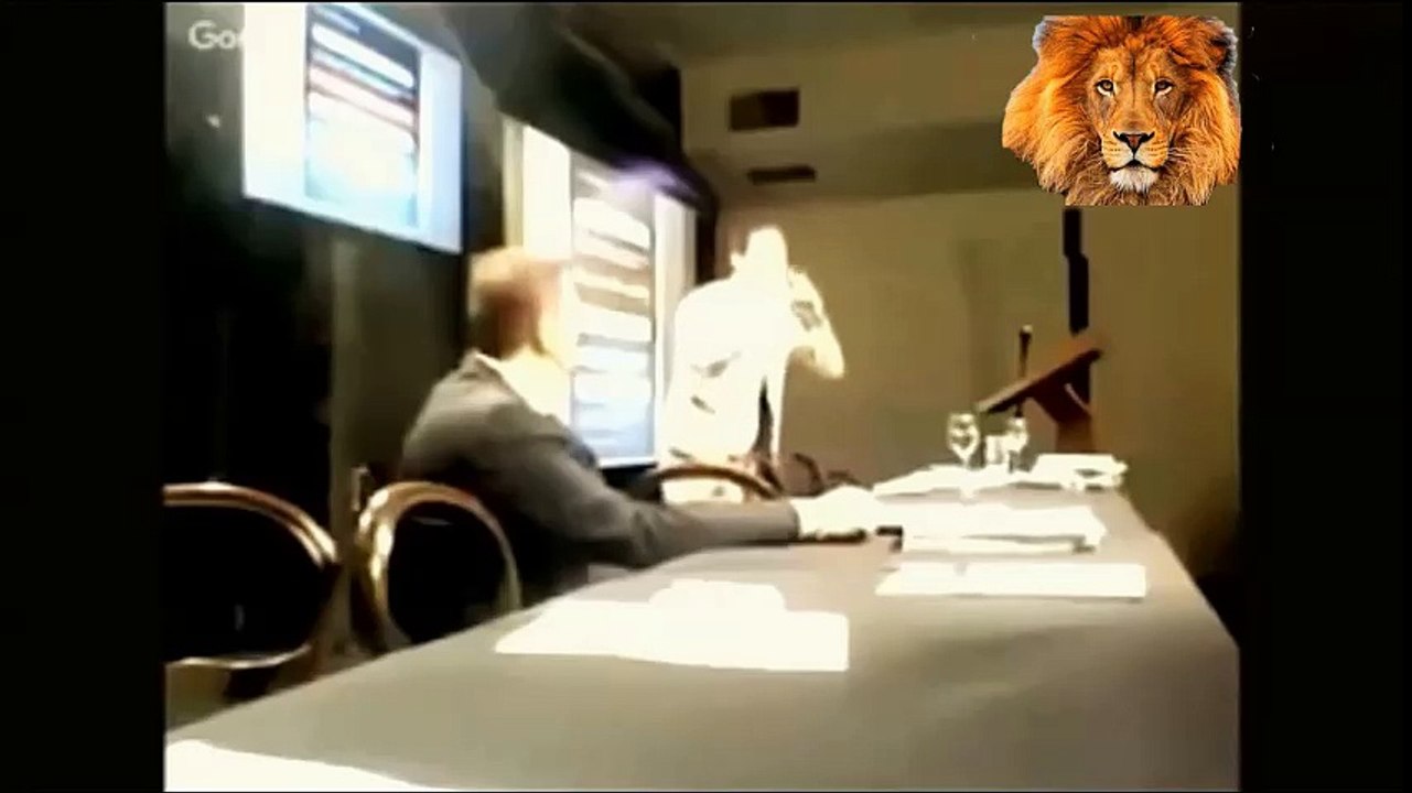 FOMOS  ROUBADOS POR UMA FACÇÃO CRIMINOSA,FAZEM O POVO DE TROUXA