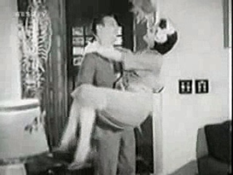 Propagandas antigas - Perfume Damosel