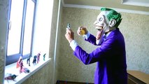 Batman vs Joker - Batman Loses His Head! w/ Spiderman Superheroes in Real Life Battle Supe