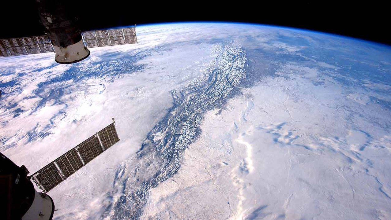ISS HD LIVE STREAM #1 Earth Viewing Experiment