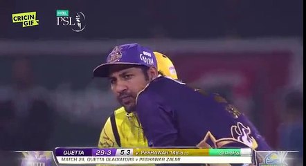5.4 OUT! Muhammad Hafeez to Sarfraz Ahmed Zalmi vs Gladiators 2017