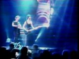 Pj Harvey & Bjork - Satisfaction (Live Brit Awards 1995)