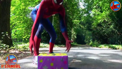 AMAZING FANTA CHALLENGE! Movie Kids Toys w/ Spiderman, Hulk & Joker SODA Taste Minions in
