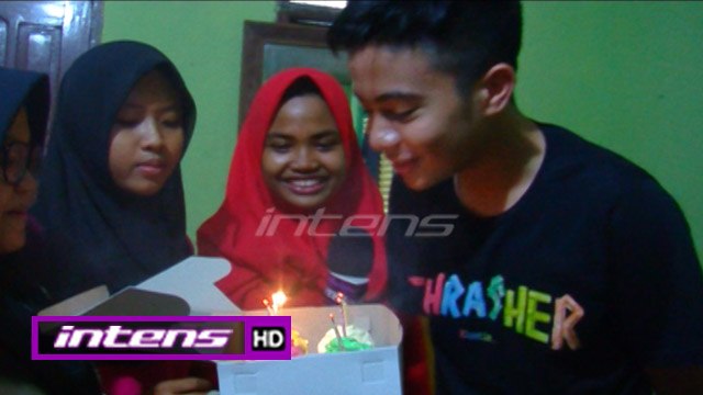 Kejutan Ultah Umay dari Para Fans - Intens 06 Maret 2017
