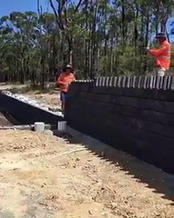 How Fadtly They Build Wall By Bricks 2017