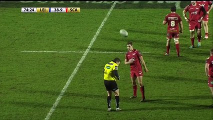 Carton jaune pour un ramasseur de balle (Rugby)