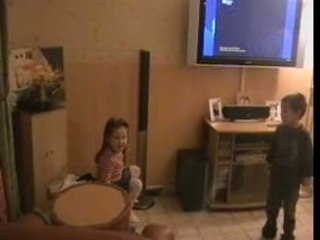 Chloe entrain de danser